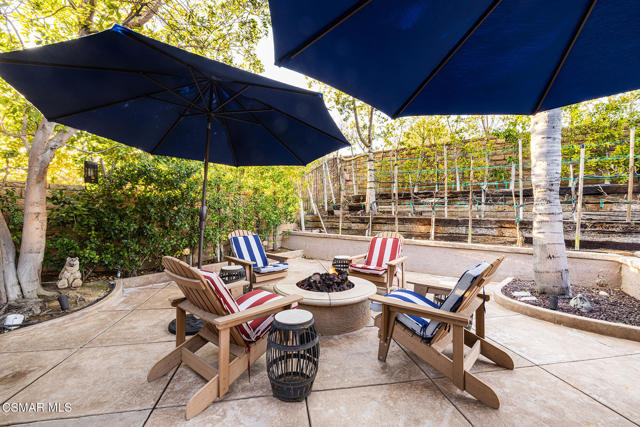 5019 Corral Street, Simi Valley CA: https://media.crmls.org/mediaz/fad03ef4-cdd1-4187-982e-cc4f07d94ea6.jpg