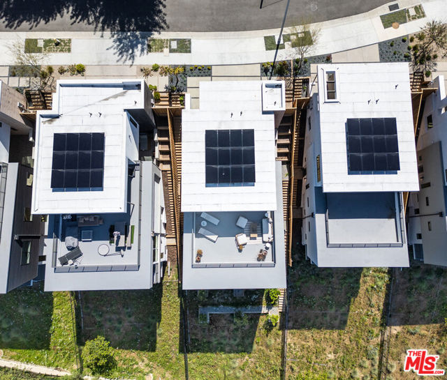 1653 N Bruce Court, Los Angeles CA: https://media.crmls.org/mediaz/fad0a2dc-a34b-4e78-9000-f4c7110486bf.jpg