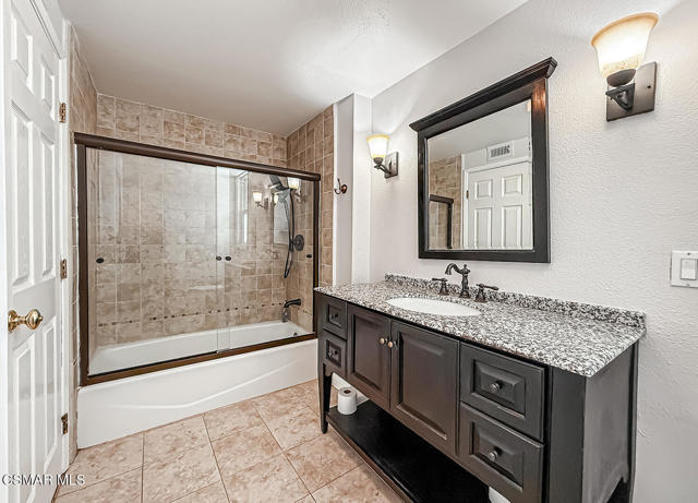 1646 Swansea Place, Westlake Village CA: https://media.crmls.org/mediaz/fad195e7-5a22-4b49-b893-eb18147a92e5.jpg