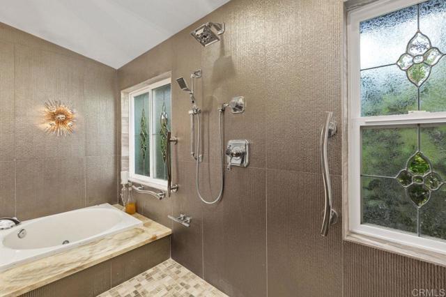 Detail Gallery Image 28 of 41 For 1034 via Reata, Vista,  CA 92081 - 3 Beds | 2 Baths