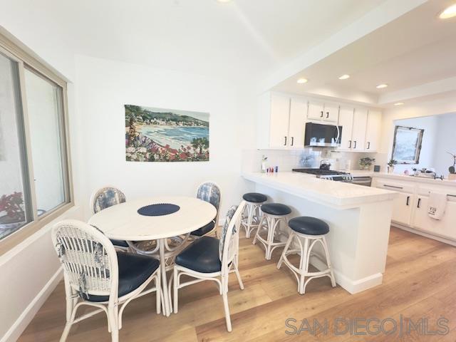 75 Catspaw, Coronado CA: https://media.crmls.org/mediaz/fad332c9-4dd4-4a88-8bed-e2bf5404ad06.jpg