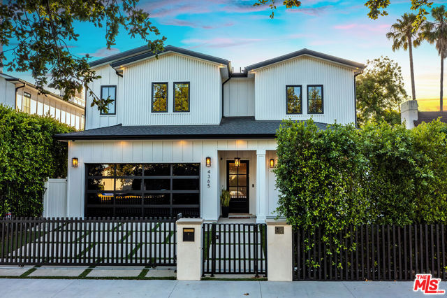 4365 Kraft Avenue, Studio City CA: https://media.crmls.org/mediaz/fad353d2-b96e-4adb-8daa-598384f19c4a.jpg