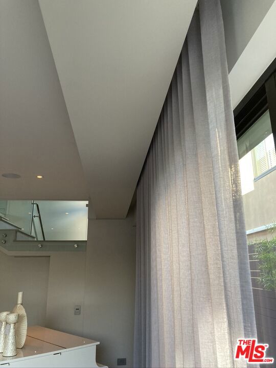 1625 18th Street, Manhattan Beach, California 90266, 4 Bedrooms Bedrooms, ,5 BathroomsBathrooms,Residential,For Sale,18th,26655945