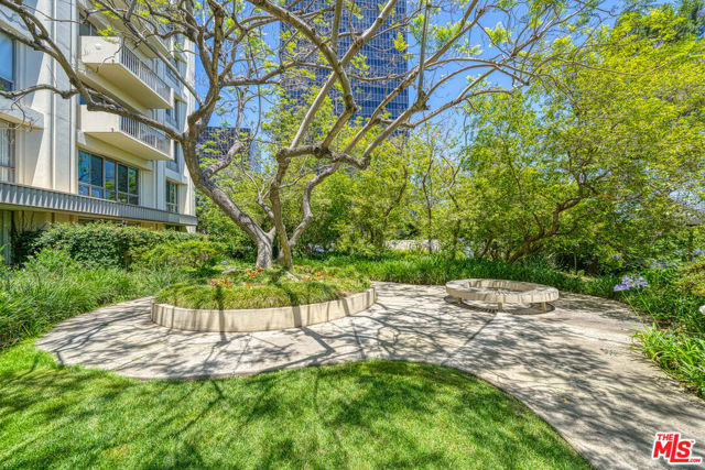 2160 Century Park East, Los Angeles CA: https://media.crmls.org/mediaz/fad3ca4d-6027-4995-82c7-fe11a39b7706.jpg