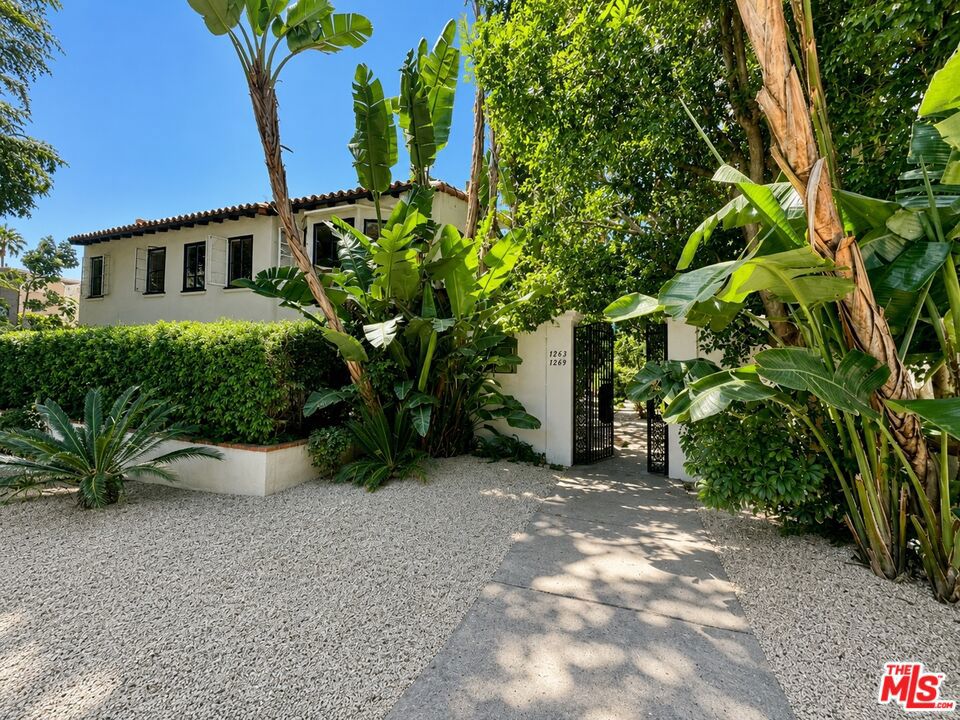 Multifamily at 1263 Havenhurst Drive