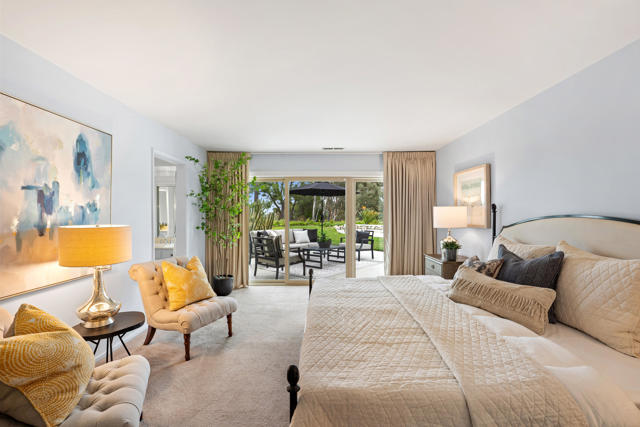 5324 Felice Place, Woodland Hills CA: https://media.crmls.org/mediaz/fad4f3ba-52ab-4be5-90f5-7d046a7d42df.jpg