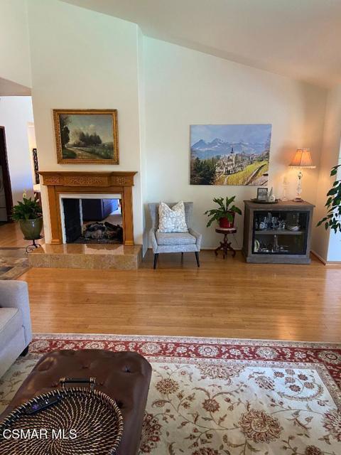 2141 Basswood Court, Westlake Village CA: https://media.crmls.org/mediaz/fad56b45-7992-4a93-a16f-e5644a12da2b.jpg