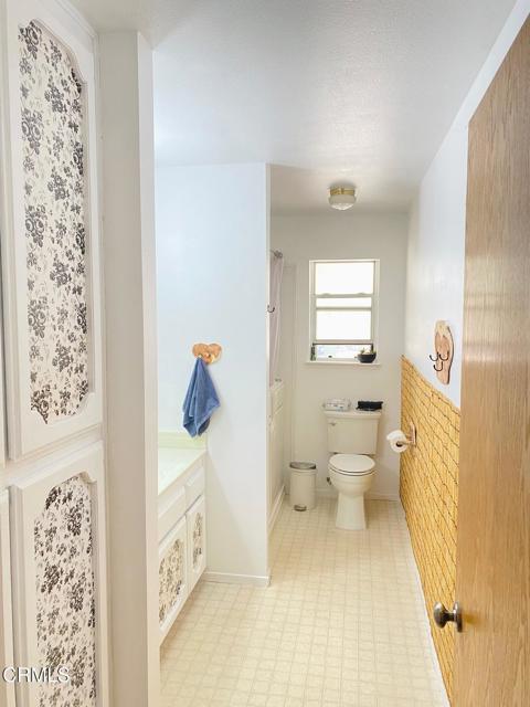 Detail Gallery Image 12 of 29 For 18300 Grant Pl, Tehachapi,  CA 93561 - 3 Beds | 2 Baths