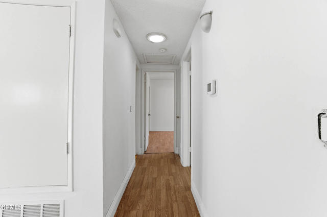 Detail Gallery Image 8 of 17 For 8373 Wabash St, Ventura,  CA 93004 - 3 Beds | 2 Baths