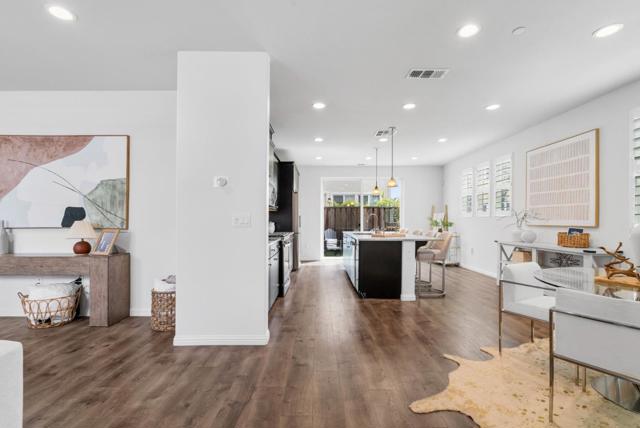 2632 Admiral Circle, Hayward CA: https://media.crmls.org/mediaz/fad85420-c1de-42fd-92e5-18010755e938.jpg
