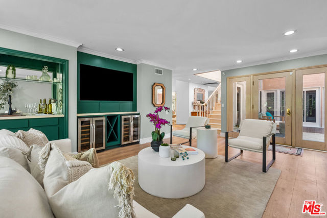 2103 N Hobart Boulevard, Los Angeles CA: https://media.crmls.org/mediaz/fad8f43c-2864-4f47-8f80-3839804a8005.jpg