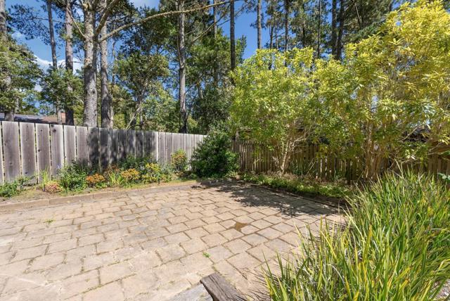 4071 Los Altos Drive, Pebble Beach CA: https://media.crmls.org/mediaz/fad90419-c828-4417-b679-e138d3baba1c.jpg