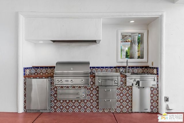 500 W Stevens Road, Palm Springs, CA 92262