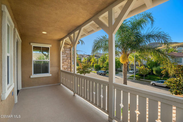 4940 Corral Street, Simi Valley CA: https://media.crmls.org/mediaz/fad9f507-212c-4e59-ac84-6578406a5317.jpg