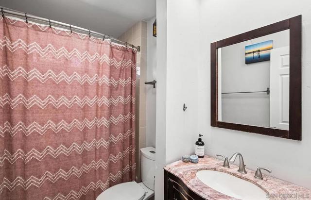 4810 Baylor Dr, San Diego CA: https://media.crmls.org/mediaz/fada0837-52a2-43e2-b778-1948ba7d9513.jpg
