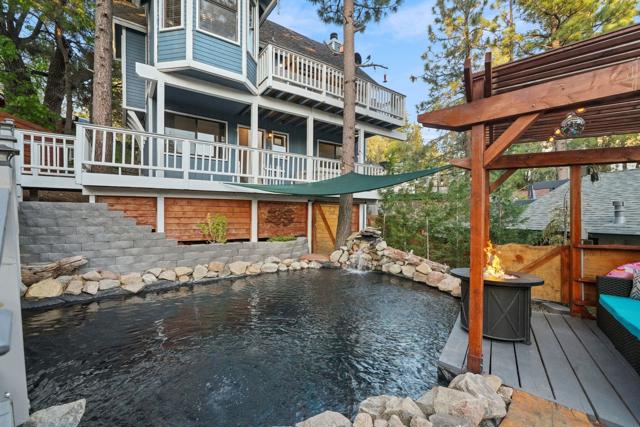 574 Lucerne Drive Drive, Big Bear CA: https://media.crmls.org/mediaz/fada9971-a61f-4642-b20b-552bfd5e8b08.jpg