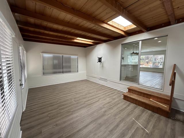 Detail Gallery Image 38 of 46 For 2501 Davis Ave, Carlsbad,  CA 92008 - 6 Beds | 5 Baths
