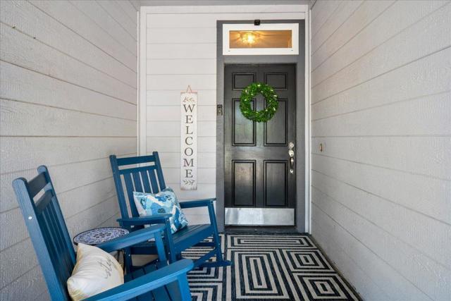 17716 Riverbend Road, Salinas CA: https://media.crmls.org/mediaz/fadb86c3-0b69-4d0e-989c-9df4c353d0db.jpg