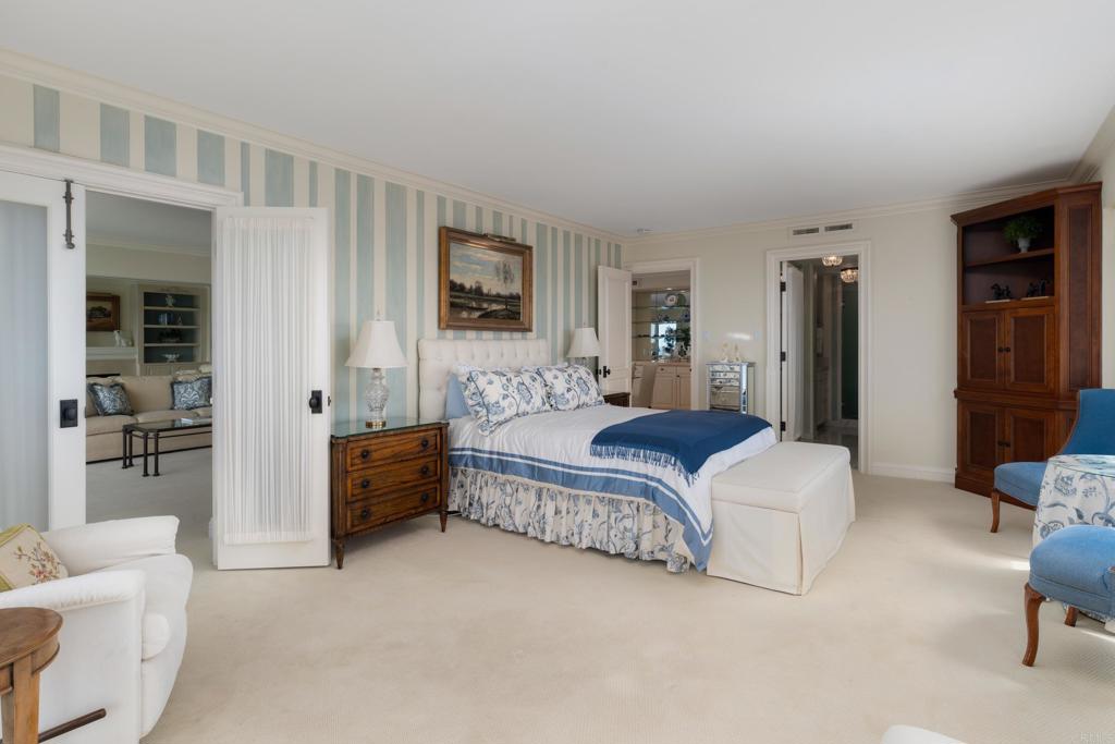 939 Coast Boulevard - photo 20