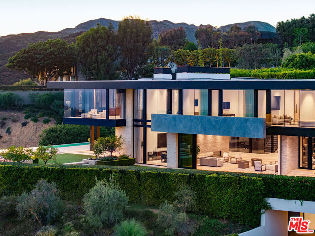 Drew Fenton | 1601 Casale Road Pacific Palisades CA | MLS: 7563220