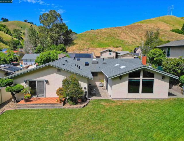 Image 26 of 60 For 2810 Wright Ave