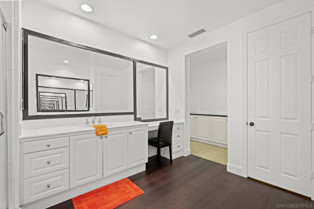 MLS #250034632SD image #37