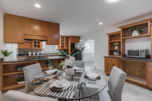 751 San Pablo Drive, Mountain View CA: https://media.crmls.org/mediaz/fae09e7f-277f-437a-8c51-247509aaf2d7.jpg