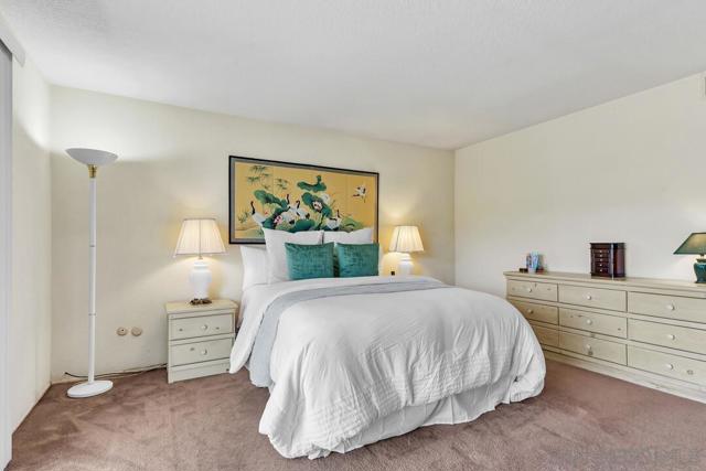3176 Via Viejas, Alpine CA: https://media.crmls.org/mediaz/fae147ac-f803-409b-b26a-8d59b800ddfd.jpg