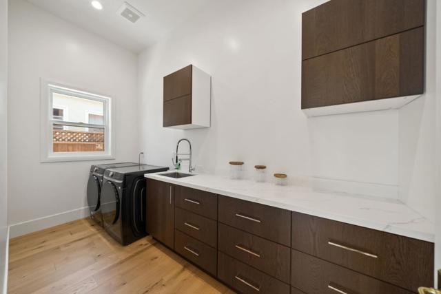 1025 Walnut Street, San Carlos CA: https://media.crmls.org/mediaz/fae16f38-8e6e-463c-94f3-a5108f04e217.jpg