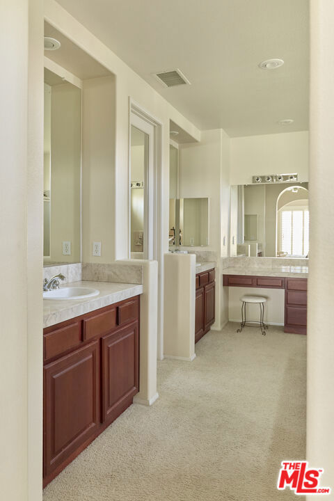 10 Wimbledon Circle, Rancho Mirage, CA 92270