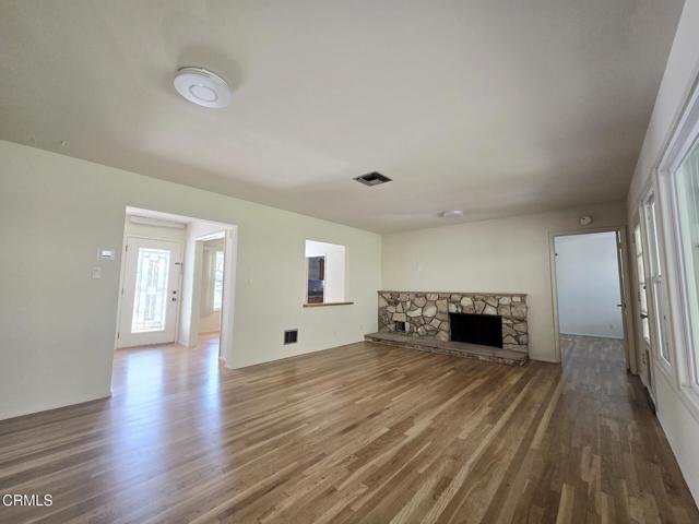 Detail Gallery Image 9 of 32 For 3815 Mayfair Dr, Pasadena,  CA  - 3 Beds | 2 Baths