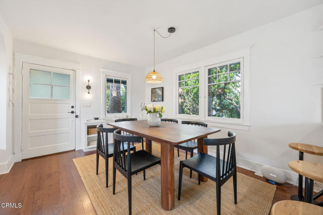 2116 Apex Avenue, Los Angeles CA: https://media.crmls.org/mediaz/fae2231a-c24e-4350-a2ca-ae0c8b5ba24d.jpg