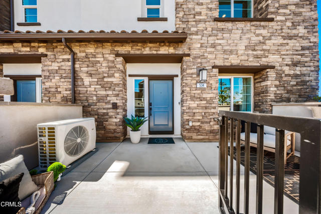 2852 Via Descanso, Camarillo CA: https://media.crmls.org/mediaz/fae258ce-ff8b-4abd-8e5a-49b33a621f77.jpg
