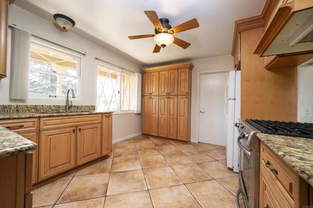 Detail Gallery Image 18 of 28 For 1130 S Tulip St, Escondido,  CA 92025 - 2 Beds | 1 Baths