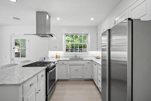Image 13 of 50 For 345 Tennyson Avenue