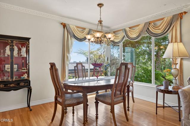 332 Carol Drive, Ventura CA: https://media.crmls.org/mediaz/fae2d9bb-34b7-4a59-aaeb-f91e91826c9e.jpg