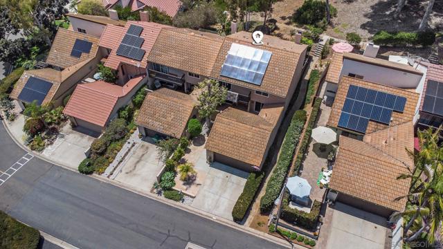 2026 Avenue of the Trees, Carlsbad CA: https://media.crmls.org/mediaz/fae3035c-0ae1-4713-9617-67deccb51aa9.jpg