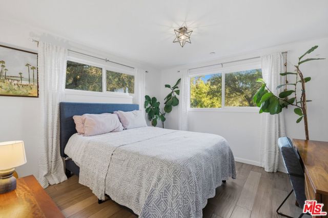 21936 Canon Drive, Topanga CA: https://media.crmls.org/mediaz/fae3f0a9-de80-47ad-8b4d-606c9b267a08.jpg