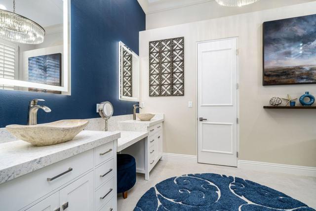 Image 28 of 57 For 81135 Legends Way