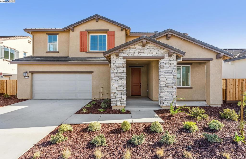 1138 Bradbury Dr
