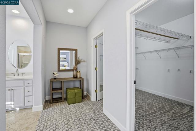 Image 20 of 43 For 5244 Montecito Dr