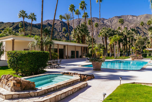 457 W Hermosa Place, Palm Springs, CA 92262