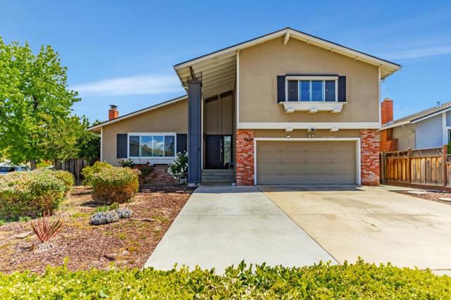1178 San Moritz Drive, San Jose CA: https://media.crmls.org/mediaz/fae75592-a6fd-48c9-a527-9ff076d867df.jpg