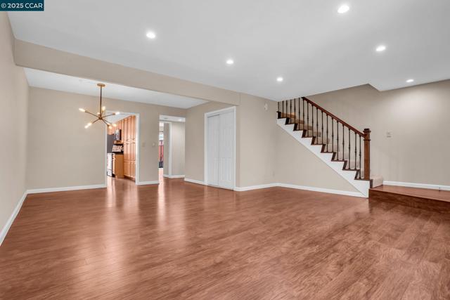1430 Tampico Pl, Walnut Creek CA: https://media.crmls.org/mediaz/fae83b3f-4135-4063-a95a-b99a1f57a200.jpg