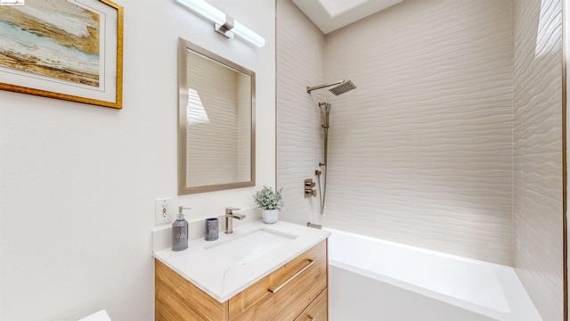 Image 19 of 42 For 1 Clipper Hill