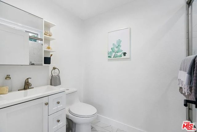 842 11th Street photo 19