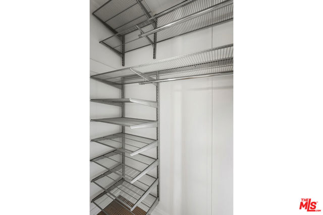 5928 Meridian Street, Los Angeles CA: https://media.crmls.org/mediaz/faeb2835-508a-489a-bd56-98e70850fea5.jpg