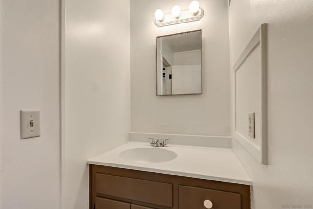 3174 Salton Vista, Julian CA: https://media.crmls.org/mediaz/faed2368-8aa6-42e1-a284-6c45921ac390.jpg