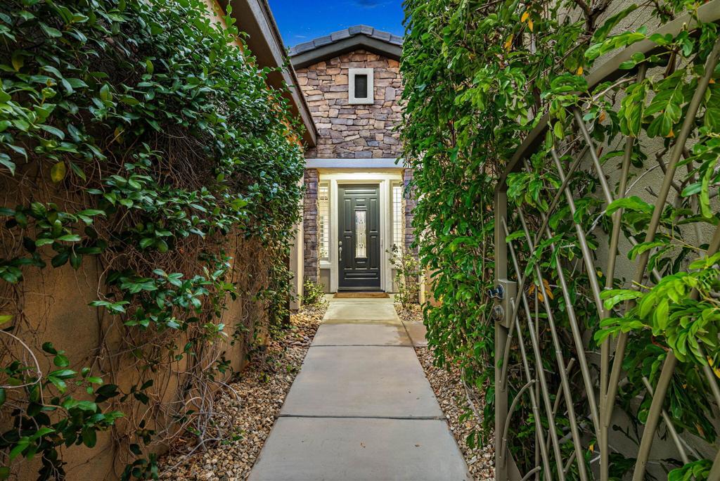 MLS #219139150DA image #2