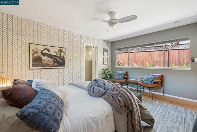 6653 Banning Dr, Oakland CA: https://media.crmls.org/mediaz/faee0545-d4d9-4eaa-9b32-8d01f9a9d6cf.jpg
